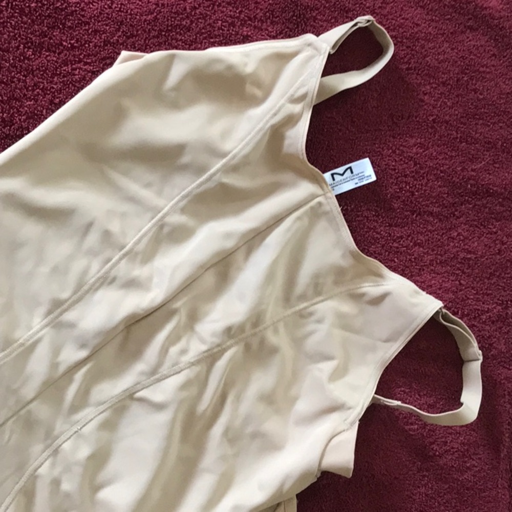 Maindenform shapewear bodysuit